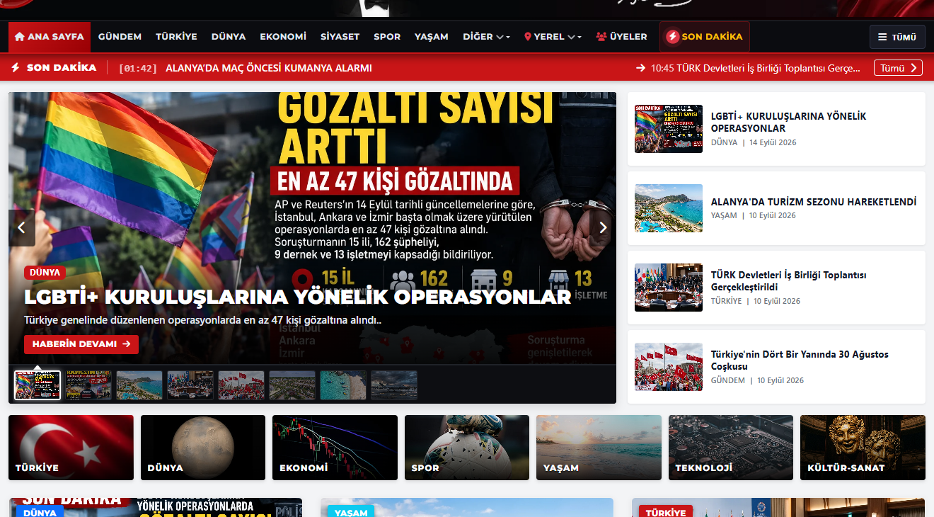 Kesintisiz 4K Canlı TV Oynatıcı & Canlı Sohbet Paneli